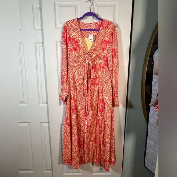 Free People Button front, tie detail, retro maxi dress, orange cream red - Picture 5 of 7